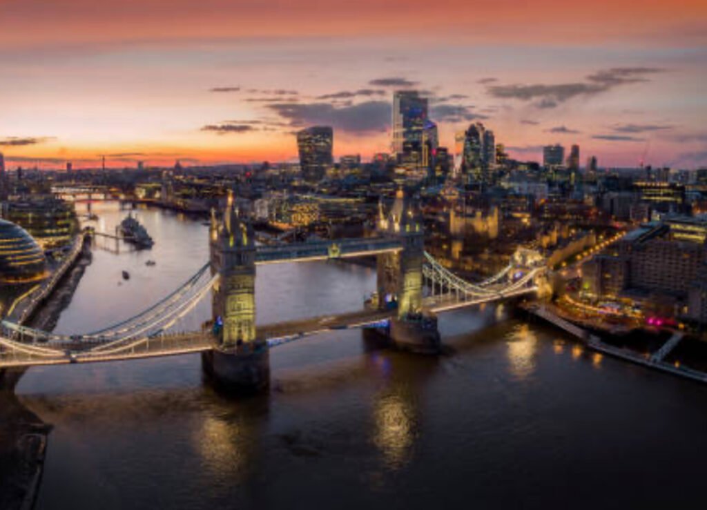London skyline at dusk