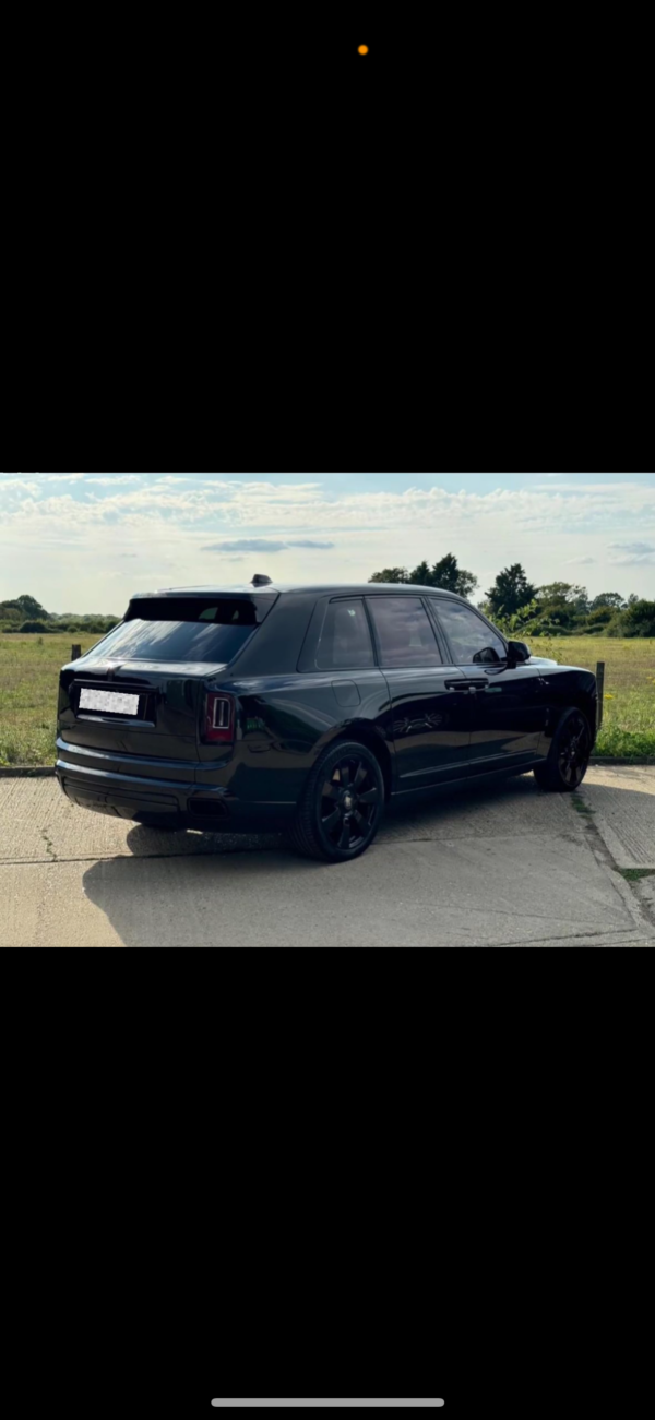 Rolls Royce Cullinan - Image 4